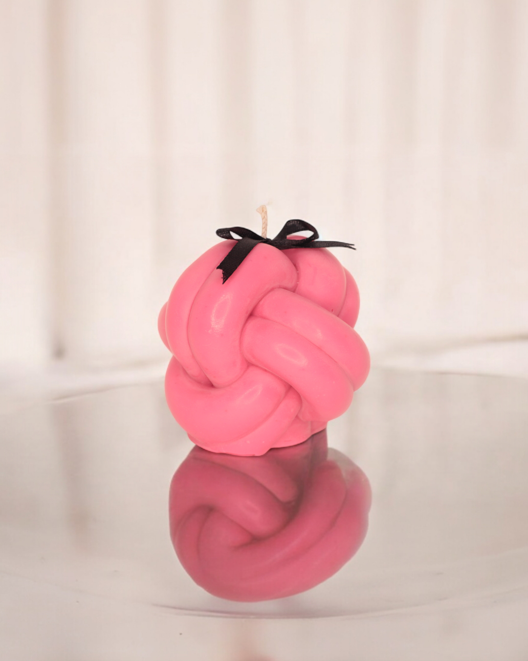 Whispers of Spring: Scented Candles (Knot of Light 350gm) Pink